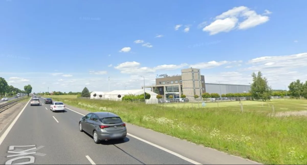 DK nr 7 w miejscowości Łomna-Las w gminie Czosnów, fot. www.google.pl/maps