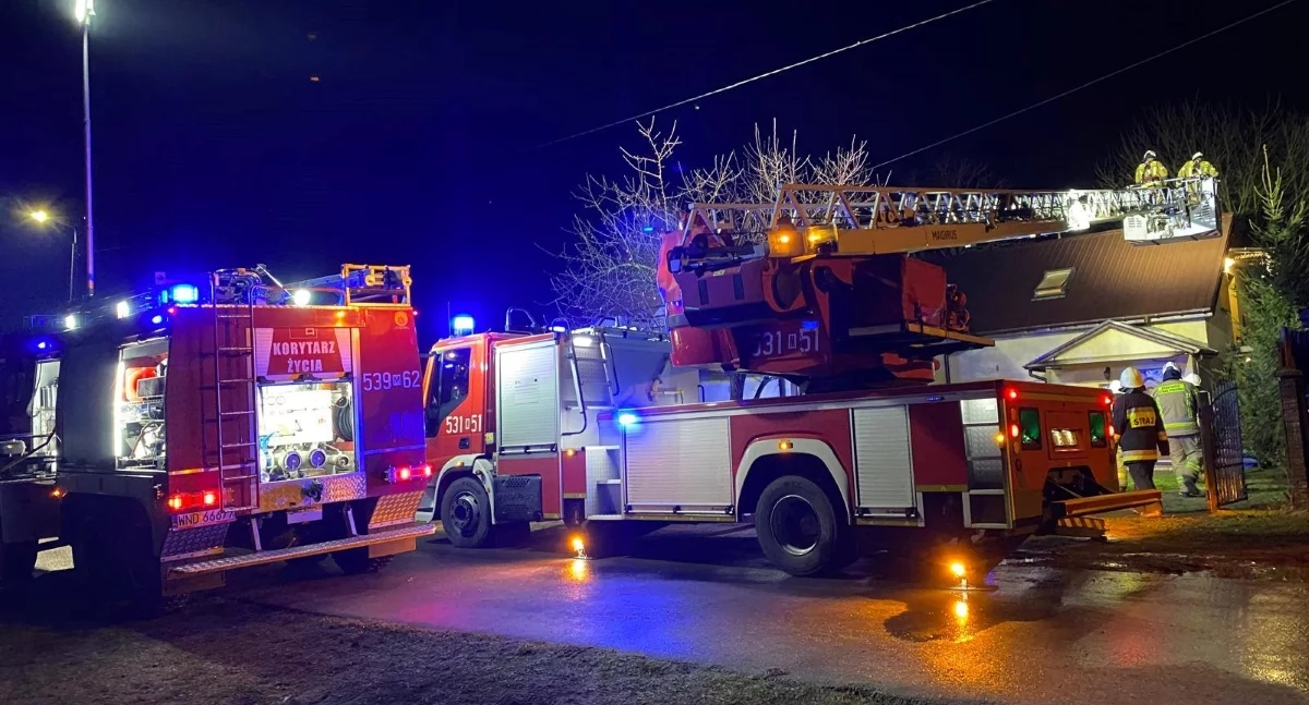Pożar sadzy w domu w Leoncinie (fot. OSP Leoncin)