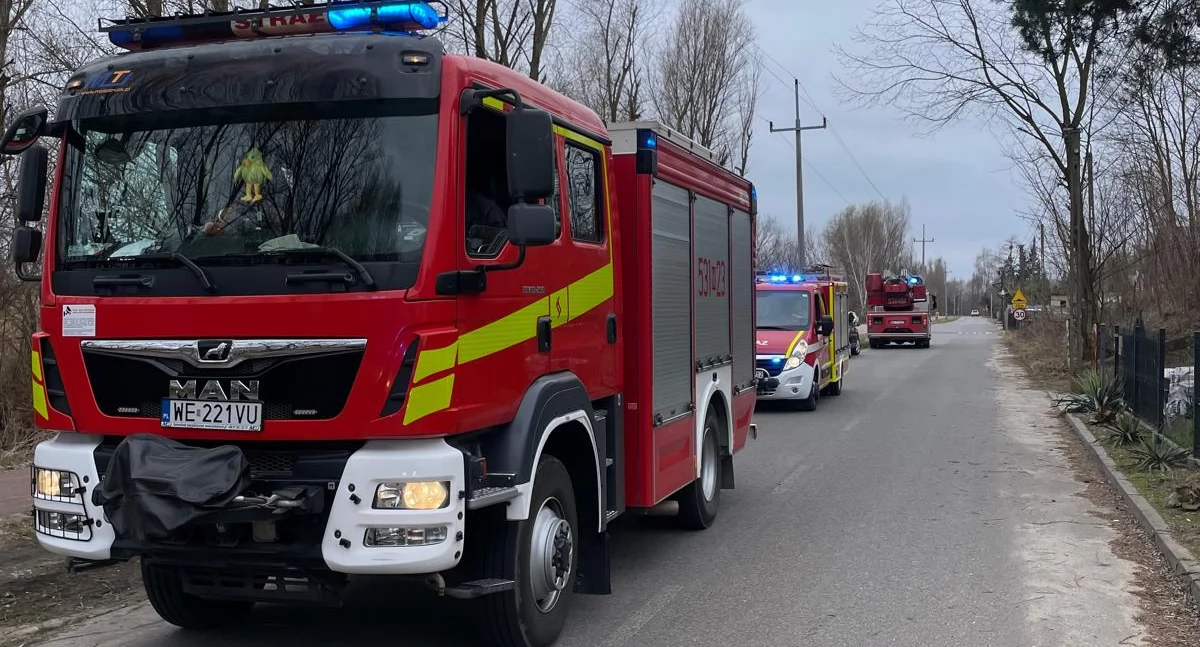 Pożar sadzy w kominie w domu jednorodzinnym w Bronisławce (fot. KP PSP w Nowym Dworze Mazowieckim)