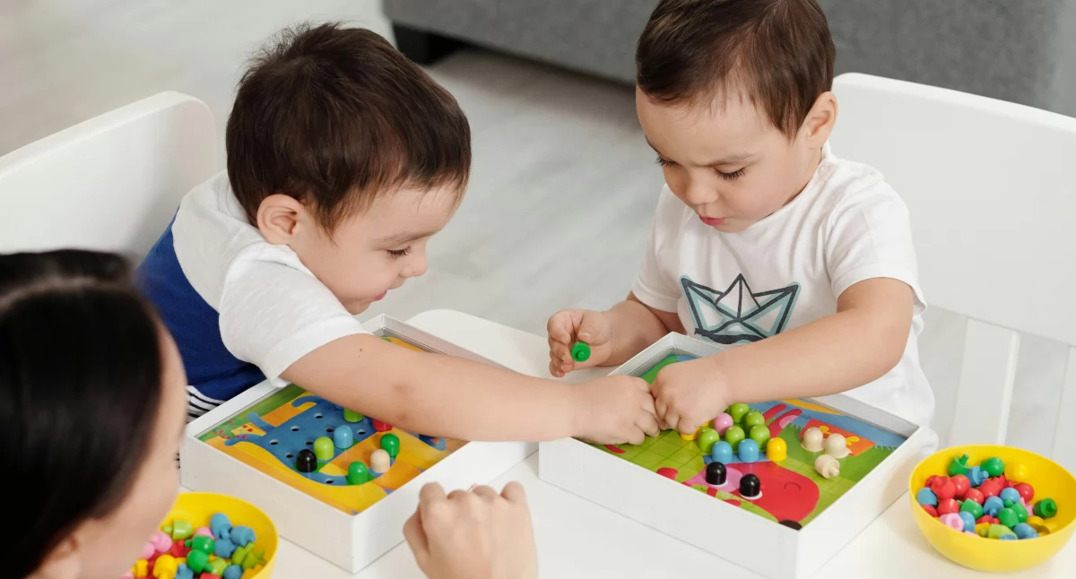 Zdjęcie dodane przez Jep Gambardella: https://www.pexels.com/pl-pl/zdjecie/kobieta-dzieci-matka-rodzic-6222768/