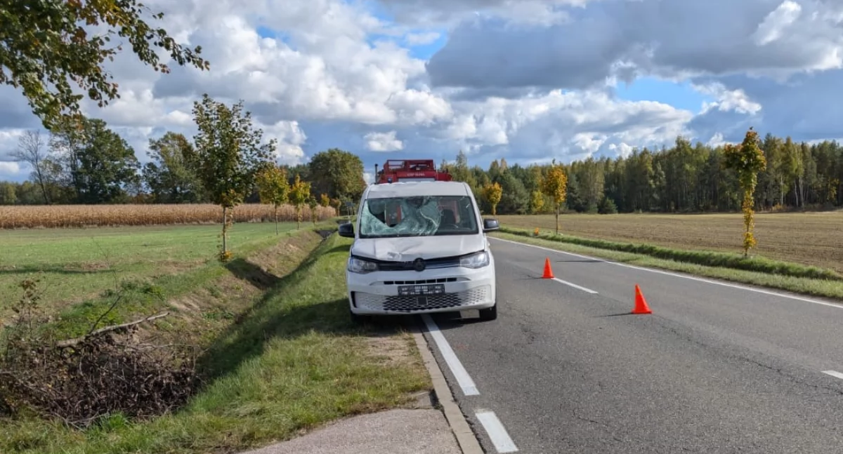 Potrącenie rowerzysty na DW 622 (fot. KP PSP w Nowym Dworze Mazowieckim)
