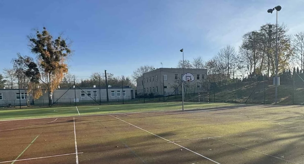 Szkoła Podstawowa nr 1 w Nowym Dworze Mazowieckim (fot. burmistrz Sebastian Sosiński)