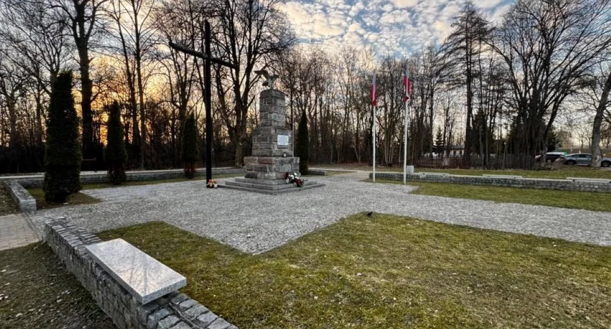 Park w Kazuniu Nowym po modernizacji (fot. Urząd Gminy Czosnów)