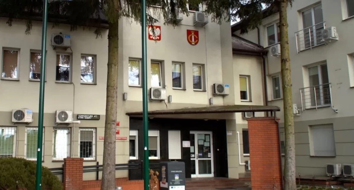 Urząd Gminy Czosnów (fot. Kurier Nowodworski)