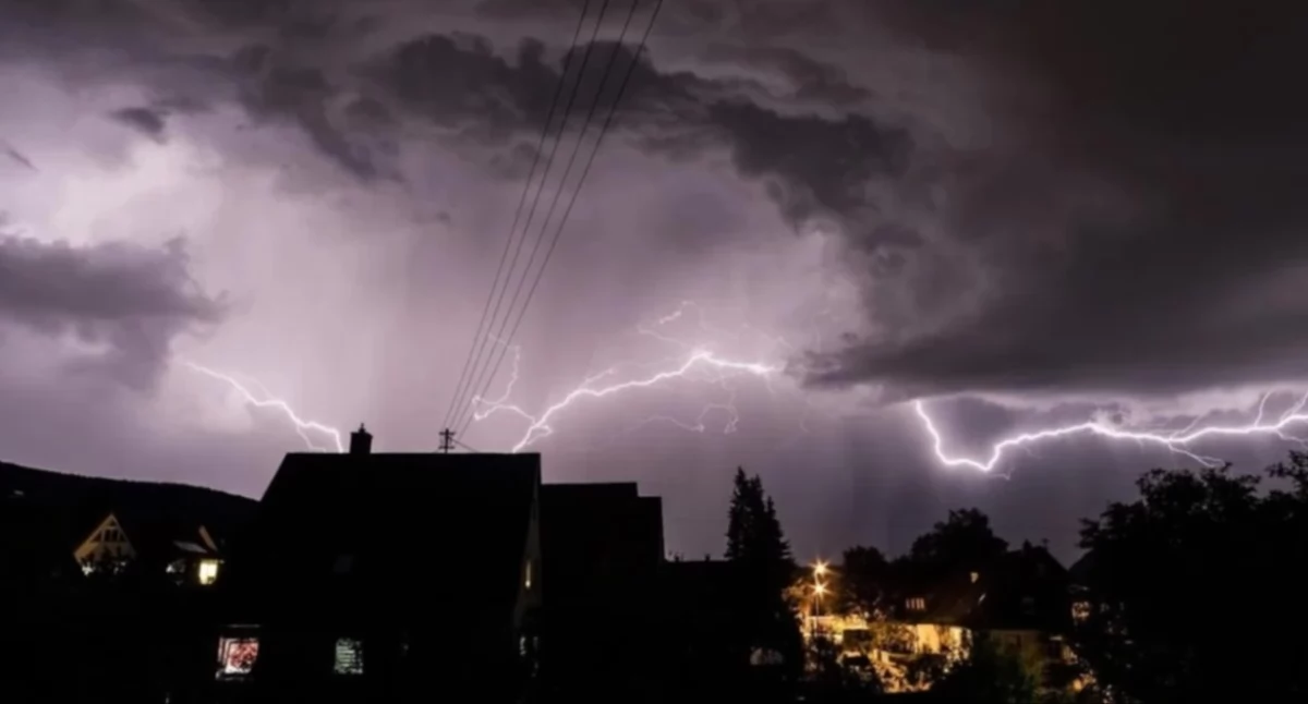 Burza (zdjęcie ilustracyjne, fot. www.pexels.com)