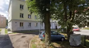 Nowy Dwór Mazowiecki. Kawalerka w bloku przy Malewicza w twierdzy Modlin za 19 tys. zł? Trwa sprzedaż mieszkań komunalnych na rzecz ich najemców
