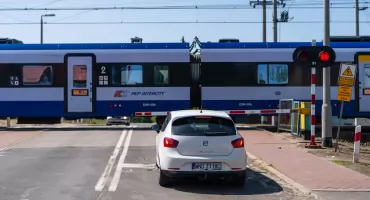 Nowy Dwór Mazowiecki bierze się za przejazdy kolejowo-drogowe! W październiku 2025 r. eksperci będą mierzyć widoczność drogową przy Nałęcza i Mieszka I