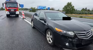 Czosnów. Kierowca Hondy uderzył w tył Mini na trasie S7. Dwie osoby w tym dziecko trafiły do szpitala. Sprawca kolizji odmówił przyjęcia mandatu