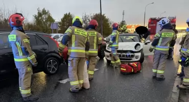 Zderzenie Kii, Toyoty i Mini Coopera w Czosnowie! Ranny trafił do szpitala!