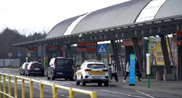 Nowy Dwór Mazowiecki. Kolejne rekordy na Lotnisku w Modlinie pobite. Jednego dnia obsłużono ponad 16 tys. pasażerów!