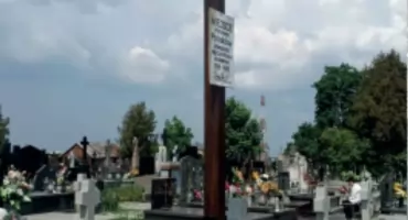 Nowy Dwór Mazowiecki. Historyczna kwatera odzyska dawny blask. Specjaliści z Chotomowa wykonają nową tablicę pamięci za ponad 20 tys. zł